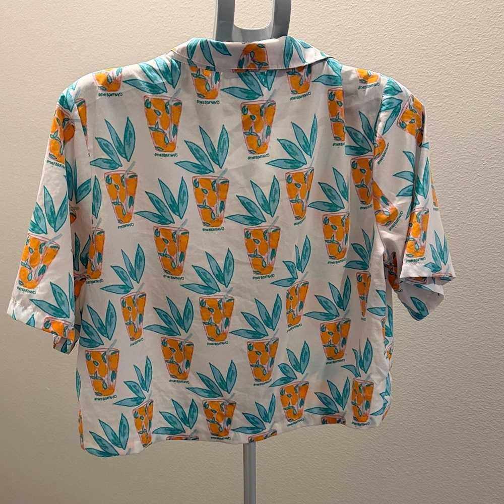 Bouffants & Broken Hearts Women's tropical Pajama top - Picture 5 of 9